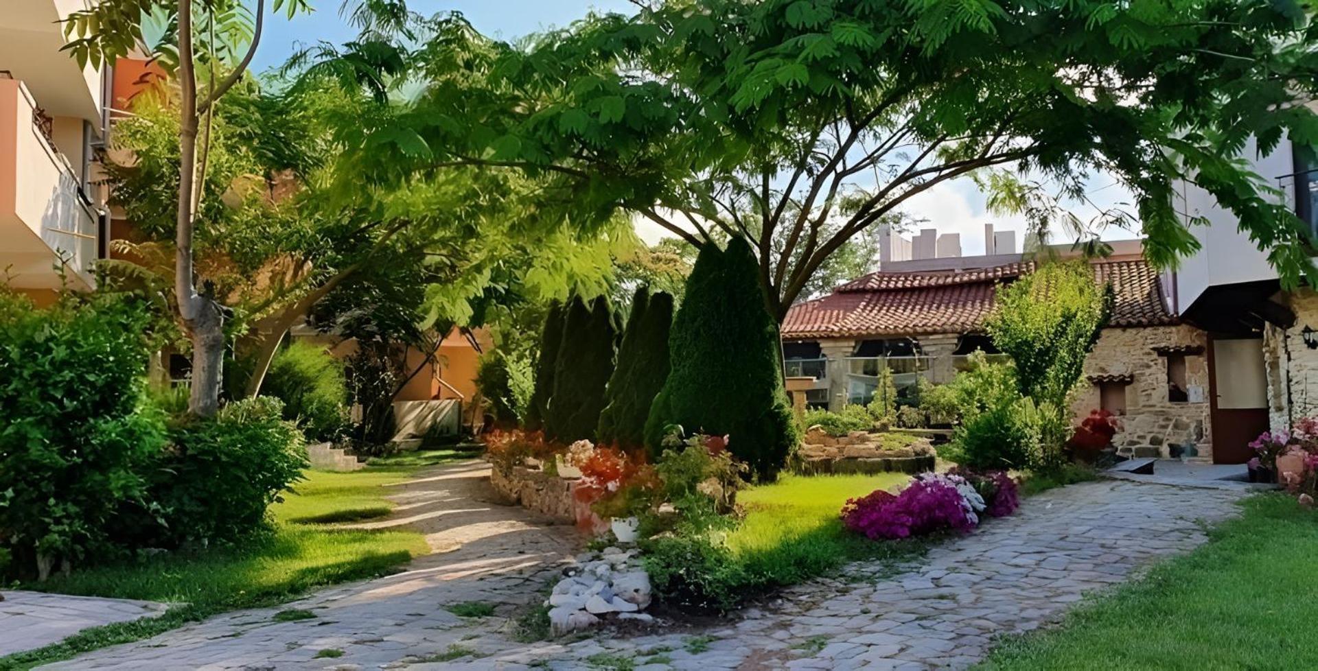 H By Hambar Vama Veche Exterior foto
