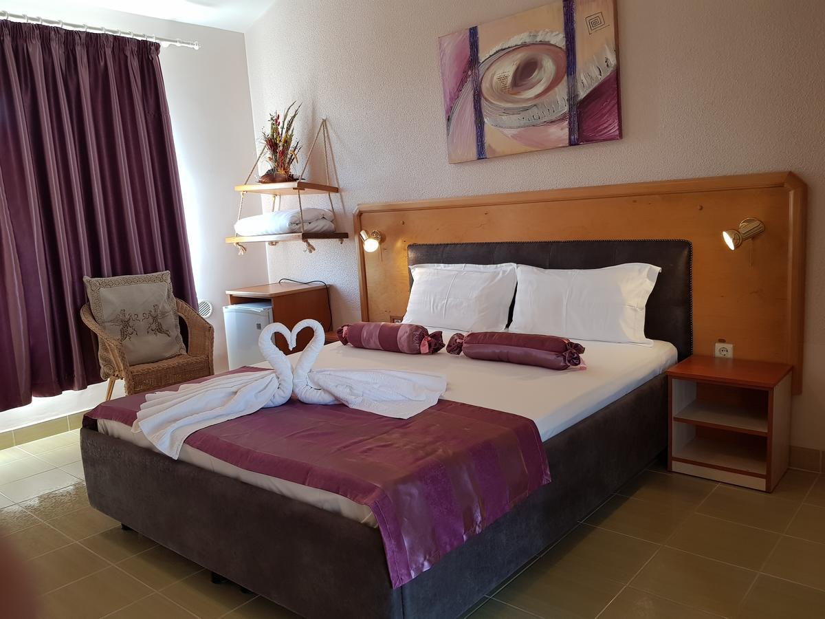 H By Hambar Vama Veche Exterior foto